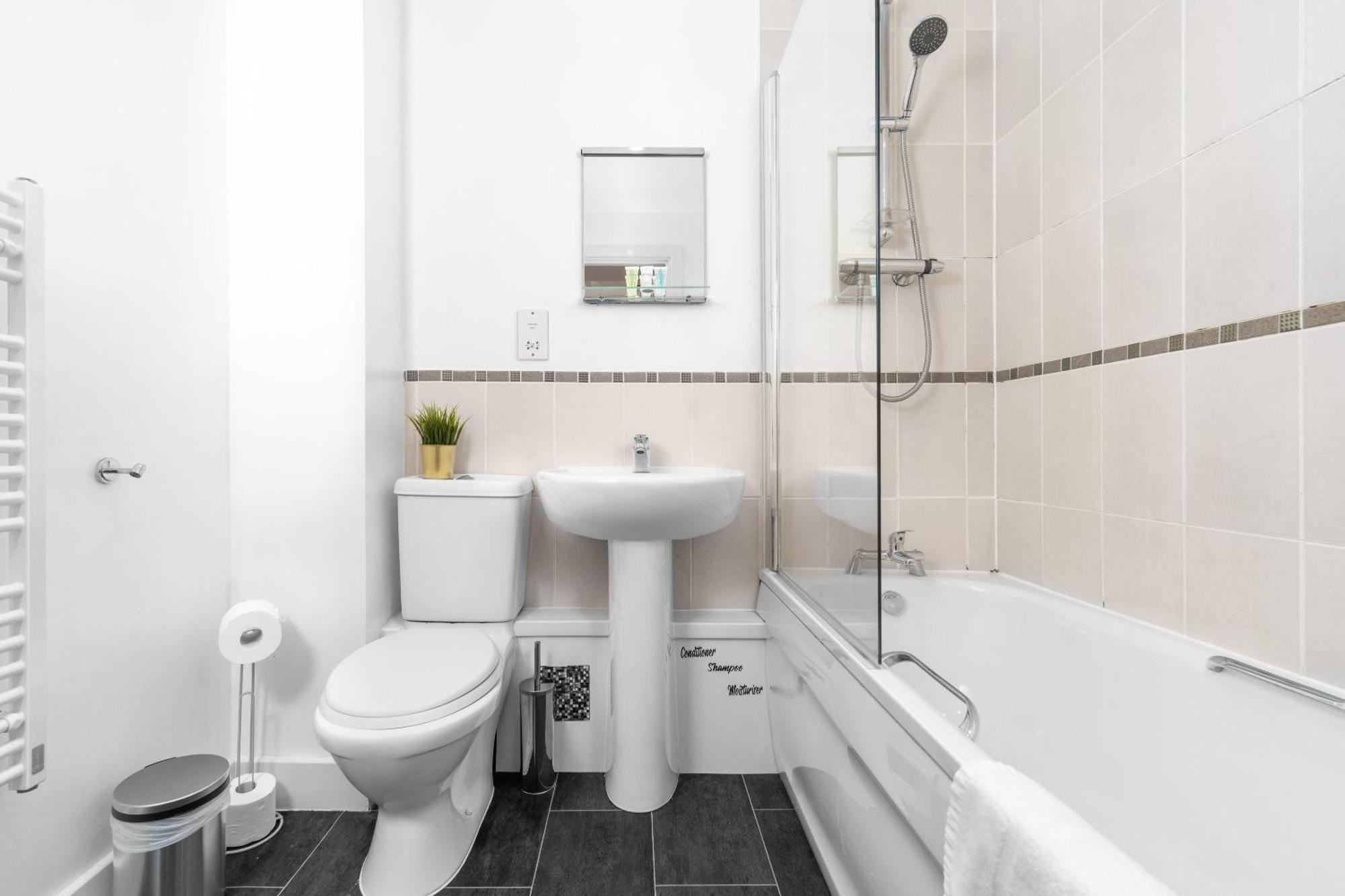 City Centre Apartment - Juliette Balcony - Fast Wifi 19A Birmingham Eksteriør billede